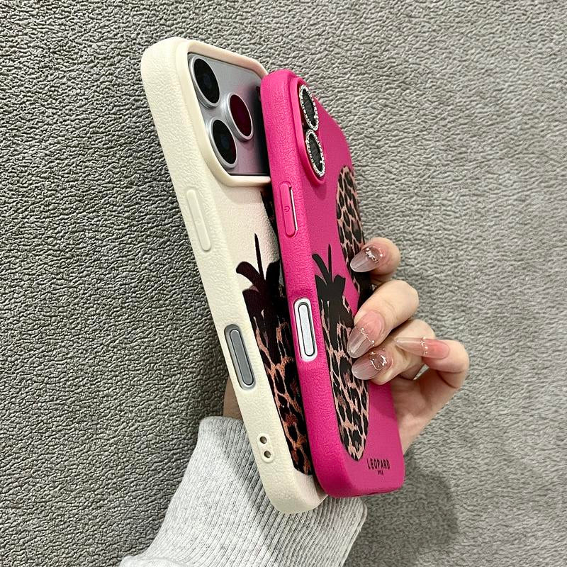 Leopard-Print Strawberry Case for Iphone 17/16/15/14/13 Pro Max. Shockproof and Drop-Resistant Phone Case—The Perfect Gift for Girls.İPhone 17 Pro Max Cases/Iphone 17 Pro Phone Cases/Iphone 16 Pro Max Case.