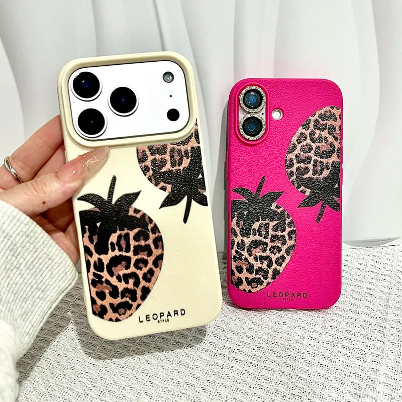 Leopard-Print Strawberry Case for Iphone 17/16/15/14/13 Pro Max. Shockproof and Drop-Resistant Phone Case—The Perfect Gift for Girls.İPhone 17 Pro Max Cases/Iphone 17 Pro Phone Cases/Iphone 16 Pro Max Case.